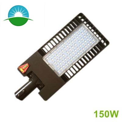 100-150 واط إضاءة طريق LED عالية الجودة
