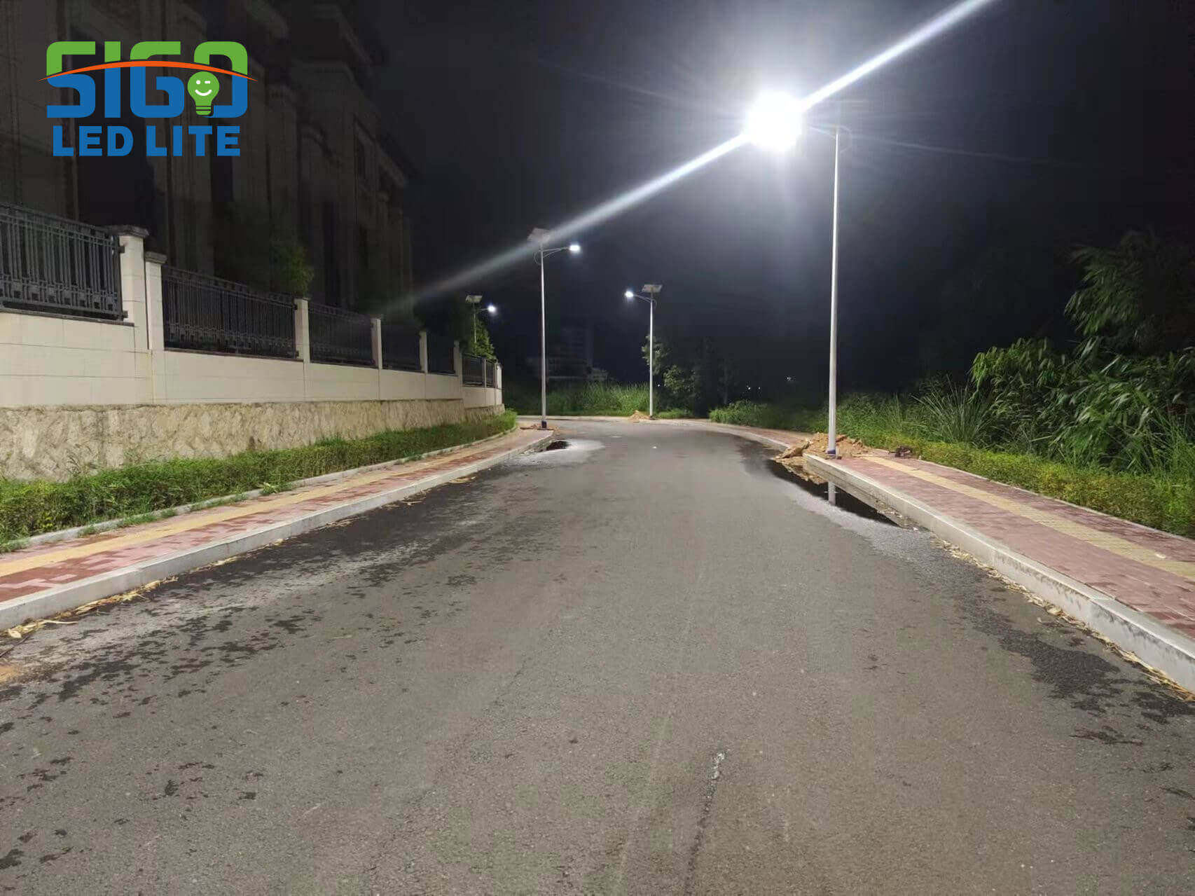 كيفية تجديد الأضواء على ذراع منحنية كبيرة

